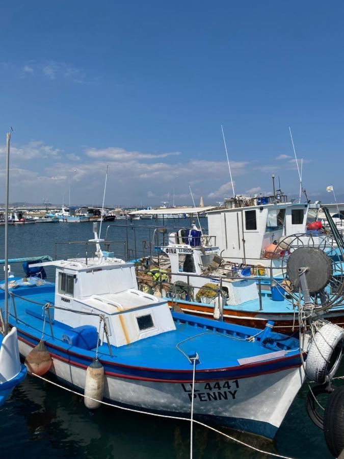 Larnaca Beach Apartment 1A Buitenkant foto